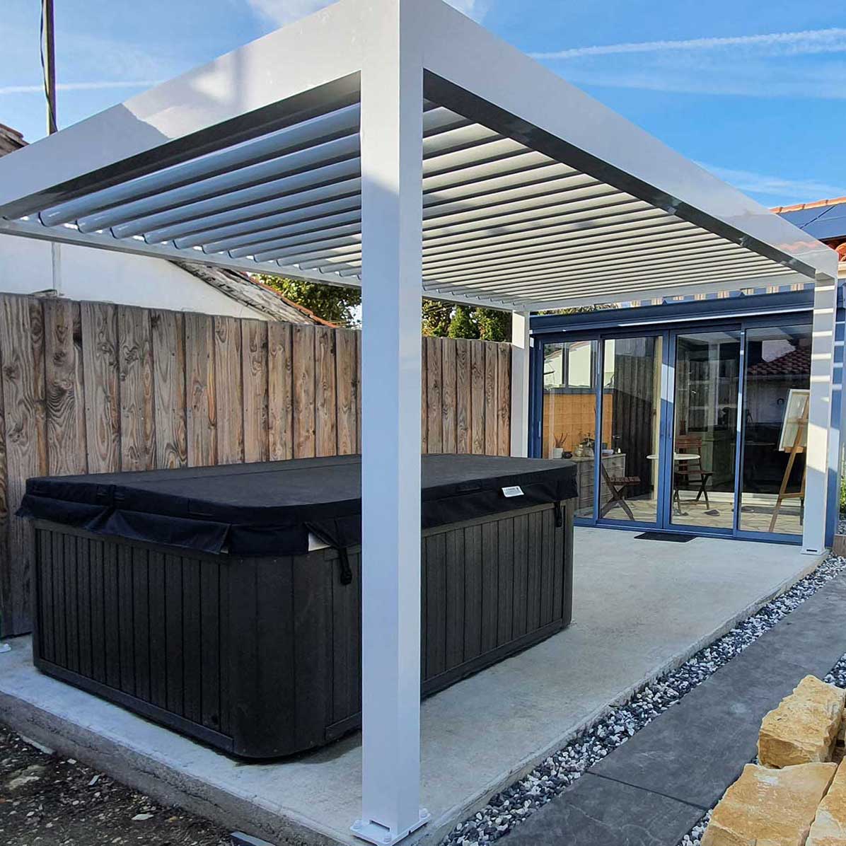 fabrication et installation de Vérandas, Verrières, Pergolas et Carports | Menuiserie Régondeau Charente Maritime